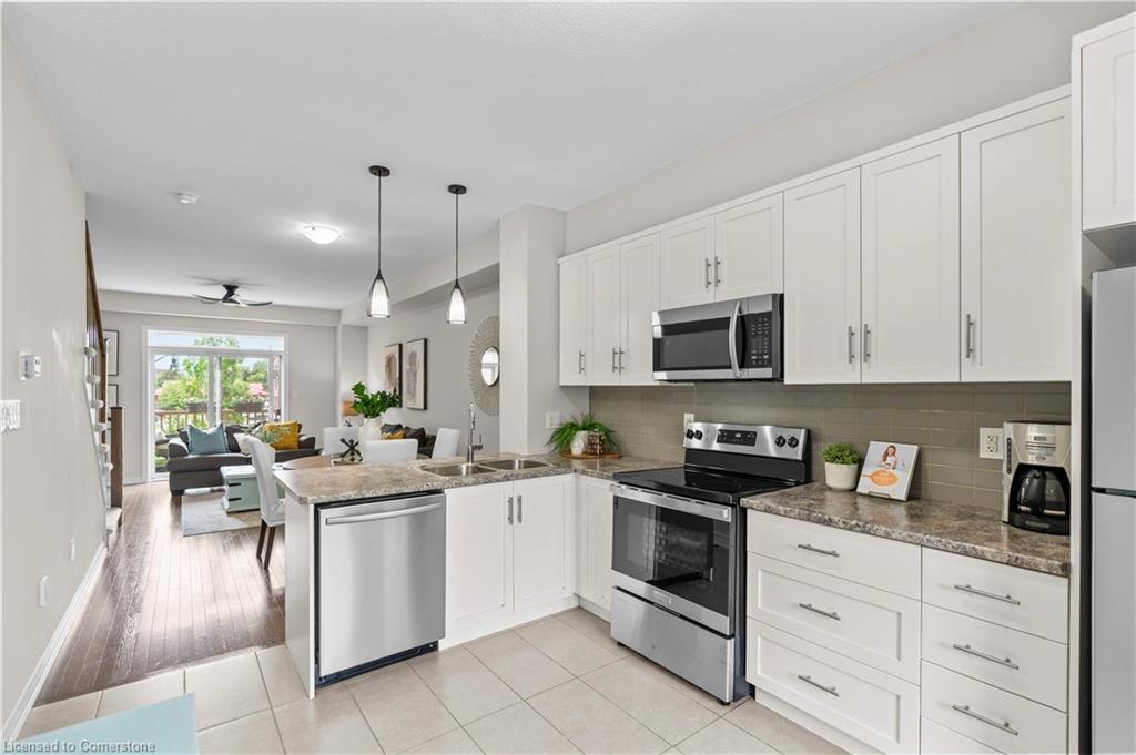 53-215 Dundas Street E Property Photo 1