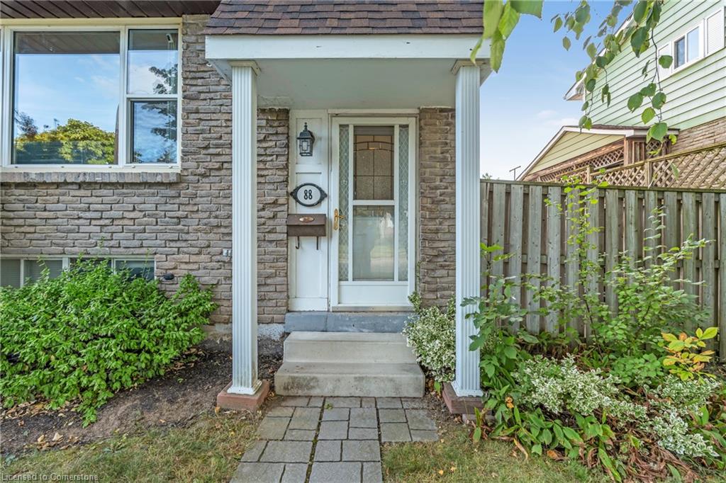 88 Rand Street Property Photo 2