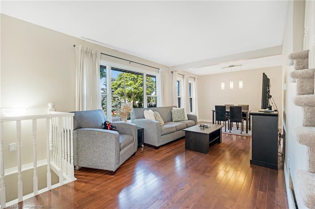 88 Rand Street Property Photo 4