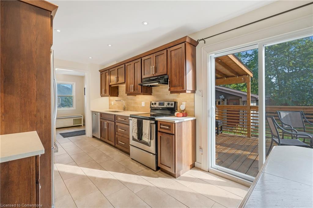 88 Rand Street Property Photo 12