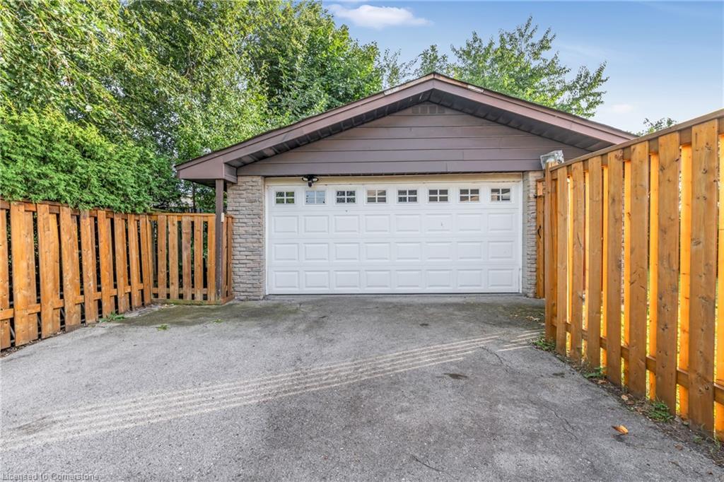 88 Rand Street Property Photo 43