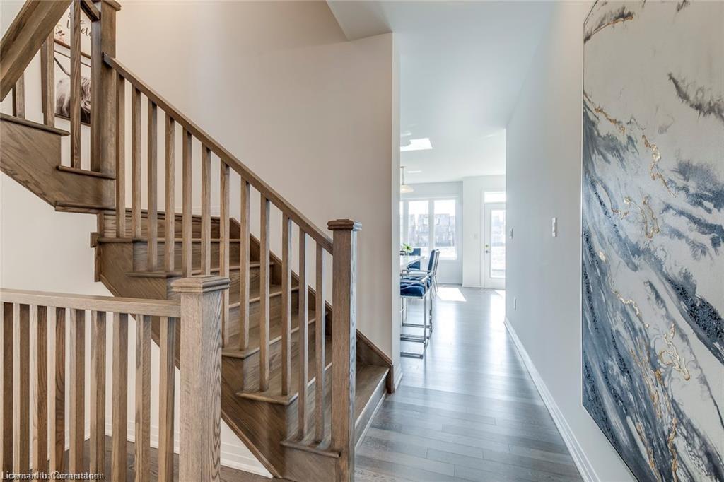 3262 Crystal Drive Property Photo 5
