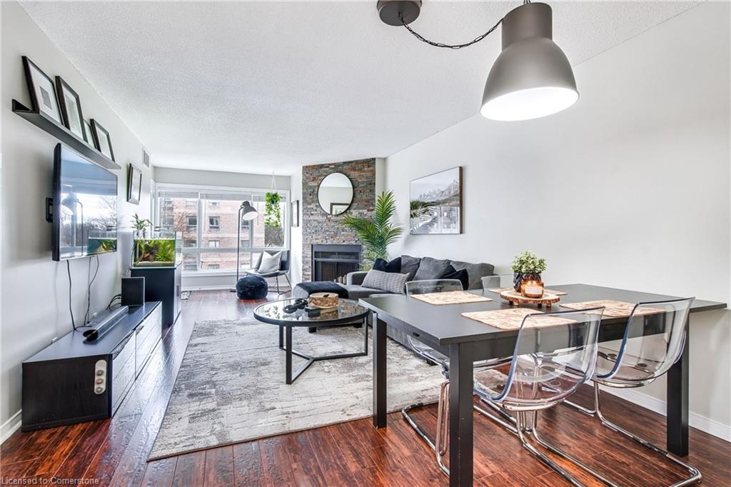 317-78 Roehampton Avenue Property Photo 1