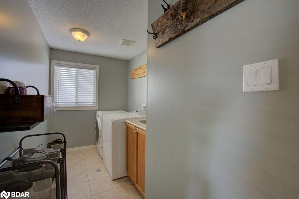 80 Armeda Clow Crescent Crescent Property Photo 26