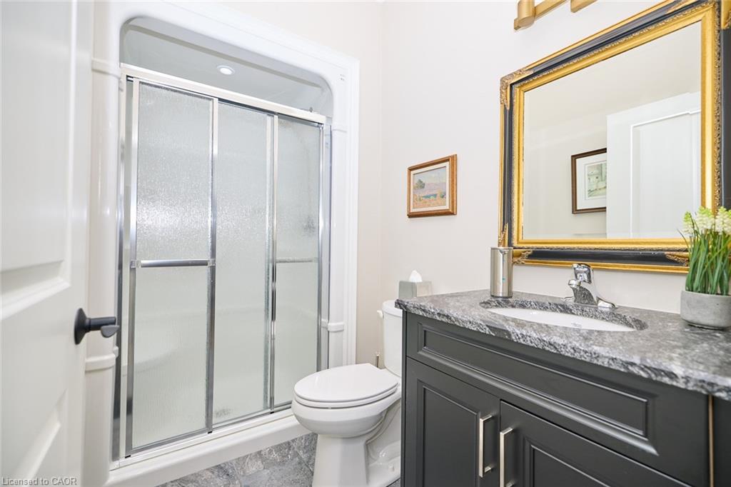 33 Butlers Drive S Property Photo 6