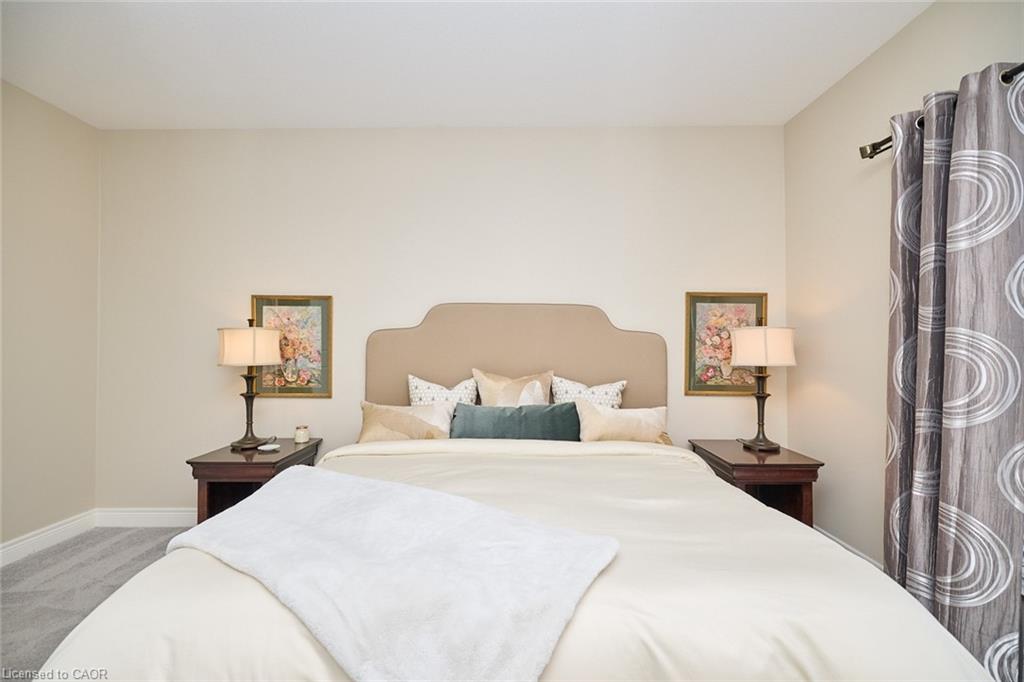 33 Butlers Drive S Property Photo 9