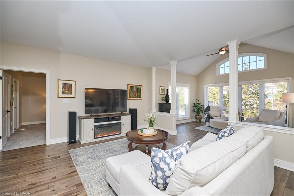 33 Butlers Drive S Property Photo 16