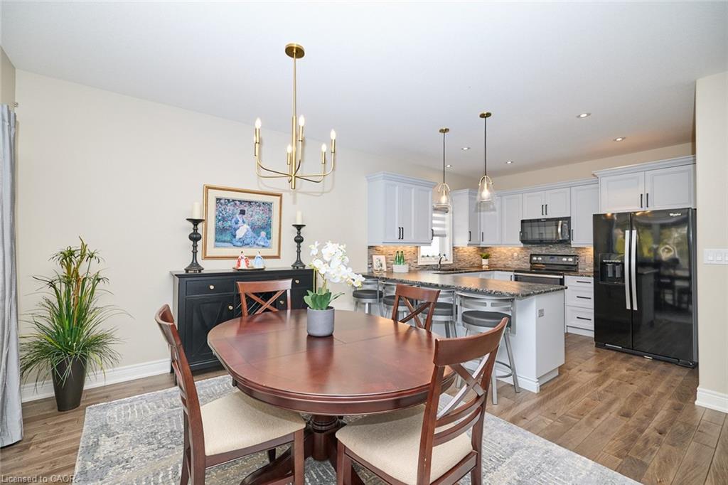 33 Butlers Drive S Property Photo 21