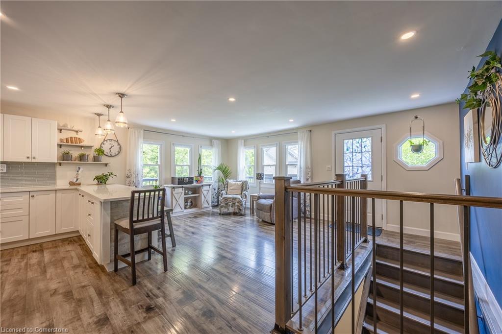 525 Ryerse Boulevard Property Photo 3