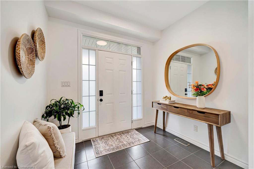 467 Avens Street Property Photo 3