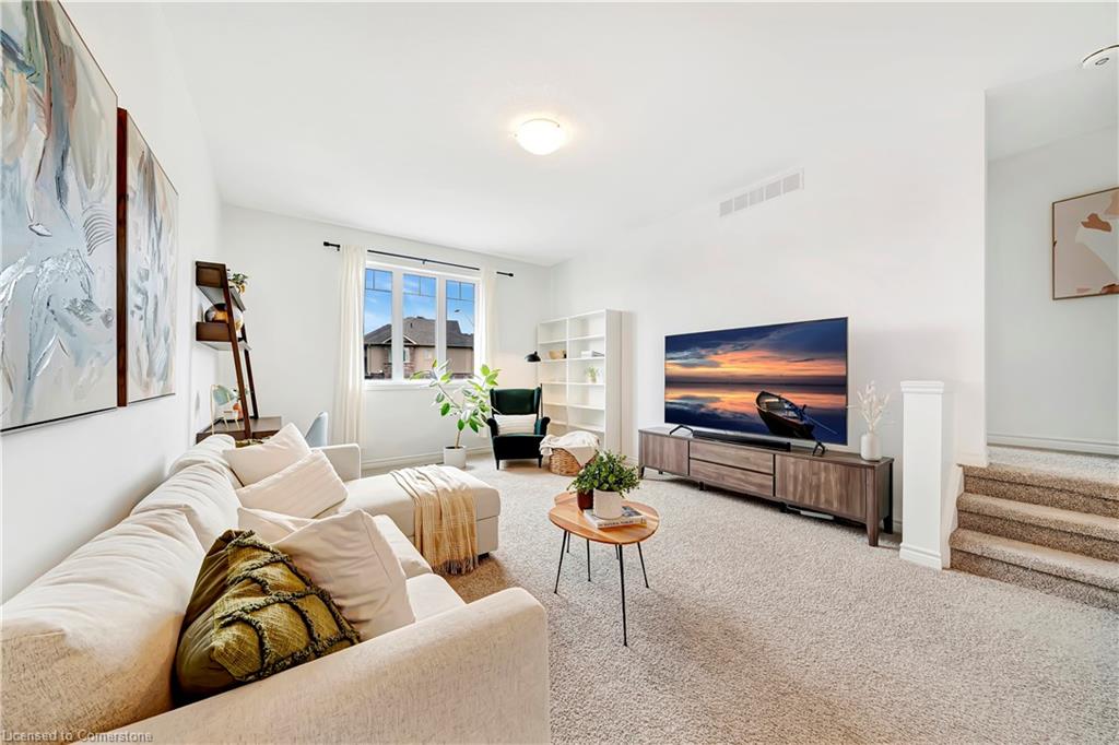 467 Avens Street Property Photo 16