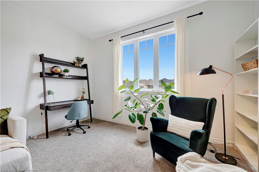 467 Avens Street Property Photo 18