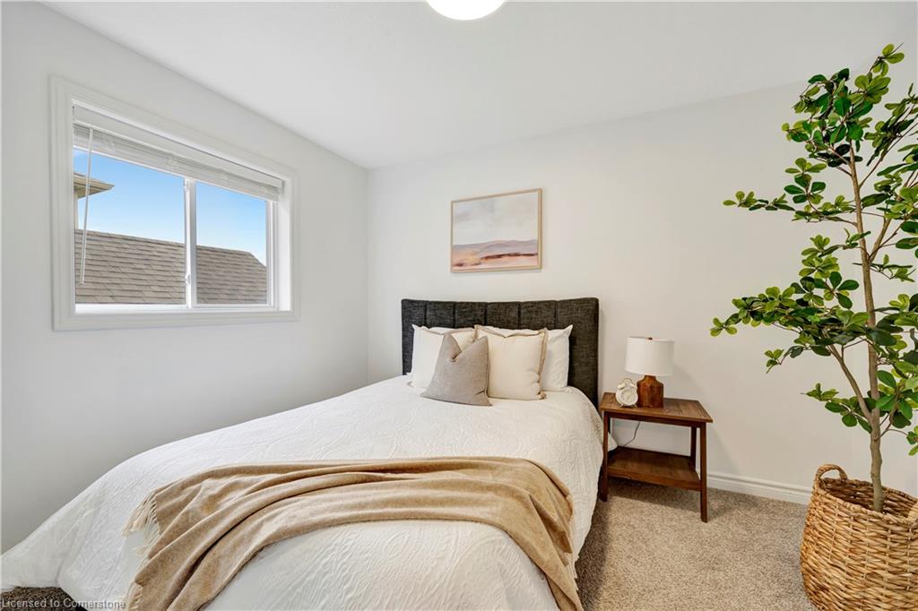 467 Avens Street Property Photo 24