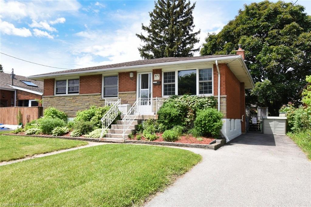 60 Toby Crescent Property Photo 1