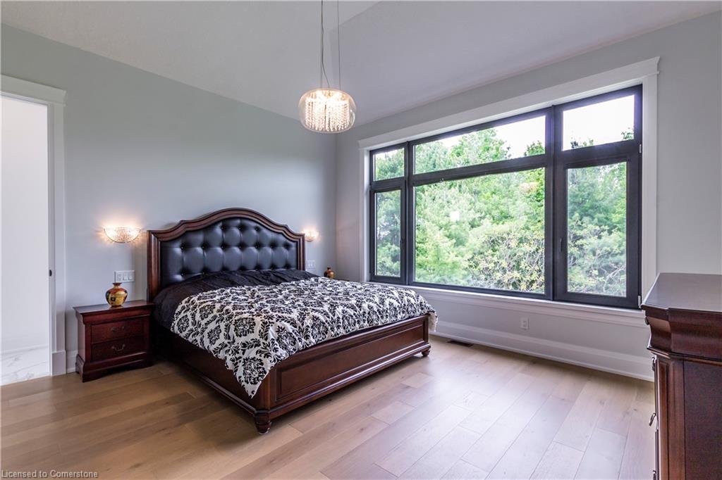 9-670 Bishopsgate Road Property Photo 25