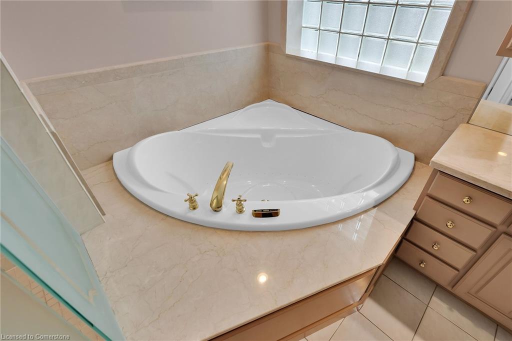 253 Robina Road Property Photo 31