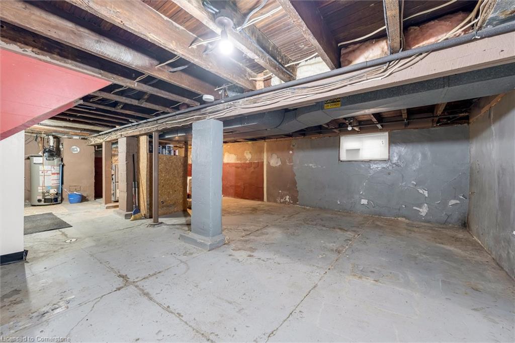 251 1/2 Lake Street Property Photo 25