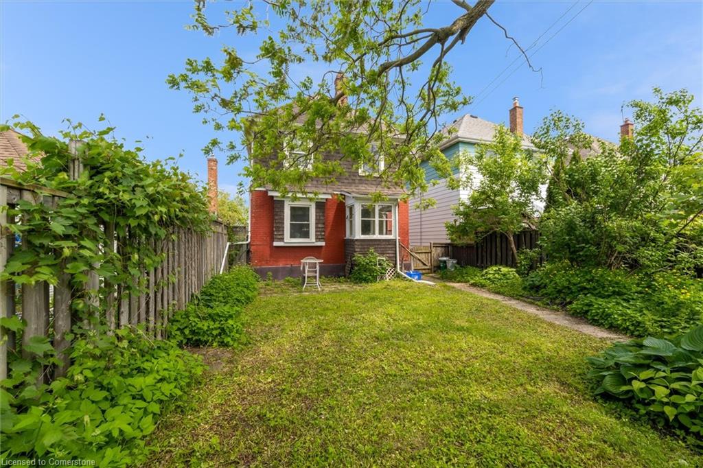 251 1/2 Lake Street Property Photo 29