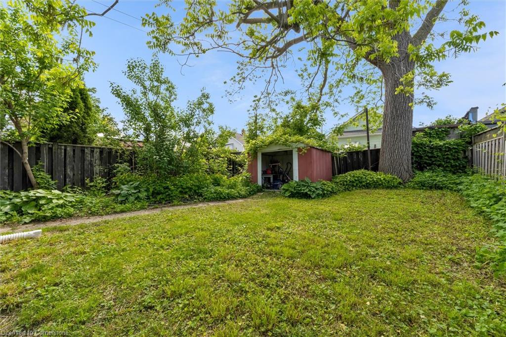 251 1/2 Lake Street Property Photo 30