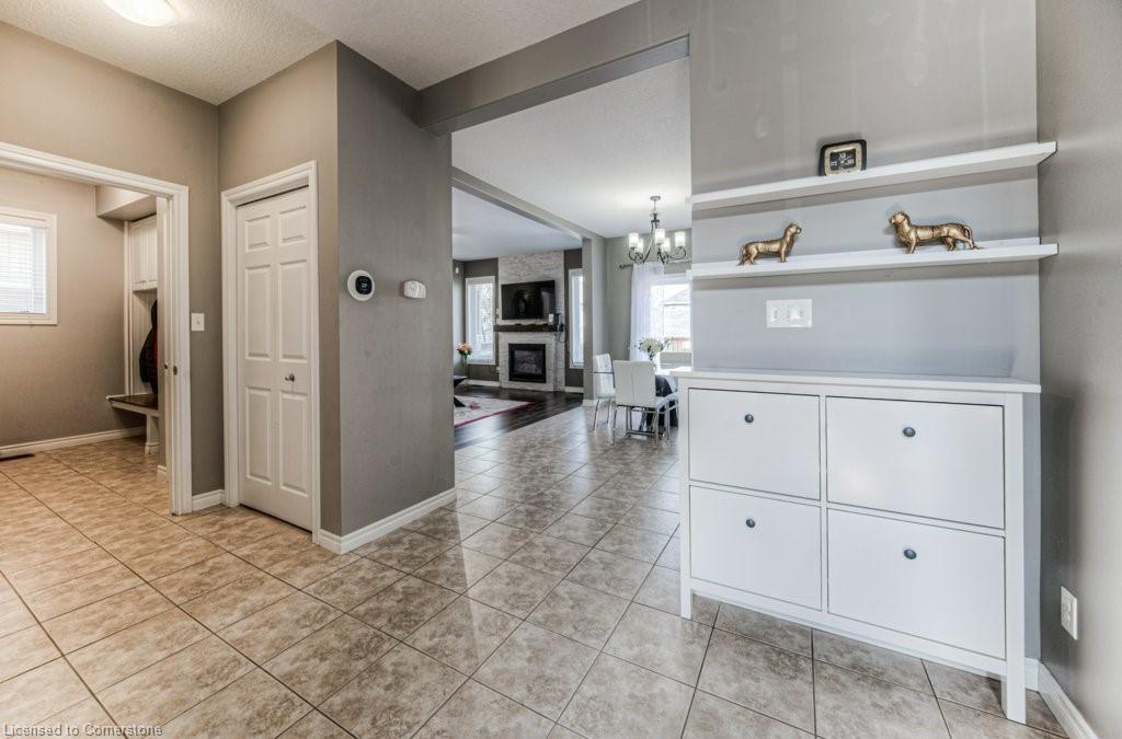 950 Pebblecreek Court Property Photo 7