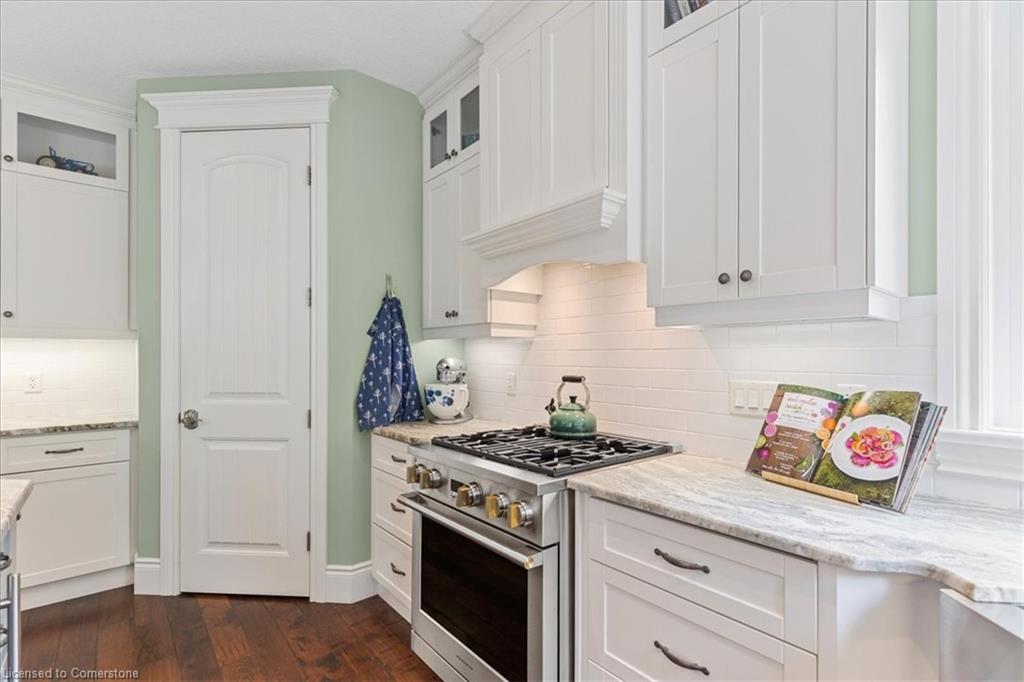655 White Cedar Avenue Property Photo 14