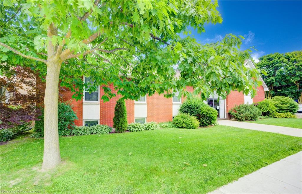 211 Birmingham Street W Property Photo 6