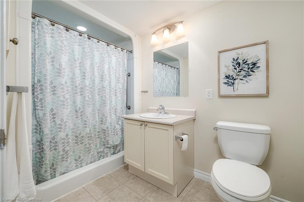 206-810 Scollard Court Property Photo 11