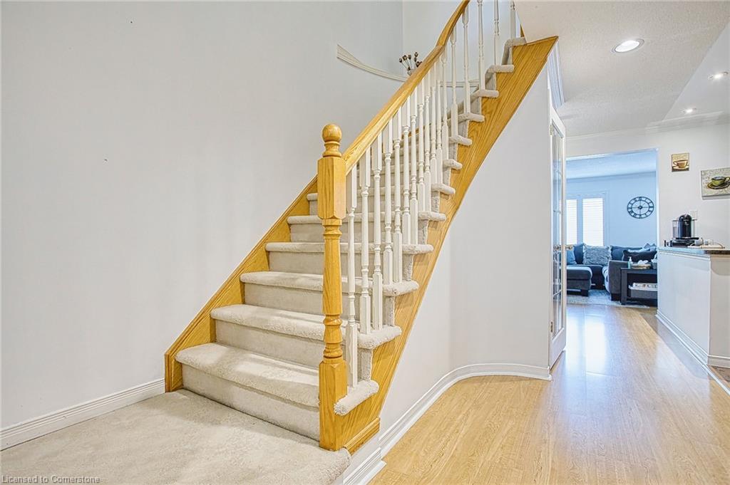 9-100 Vineberg Drive Property Photo 8