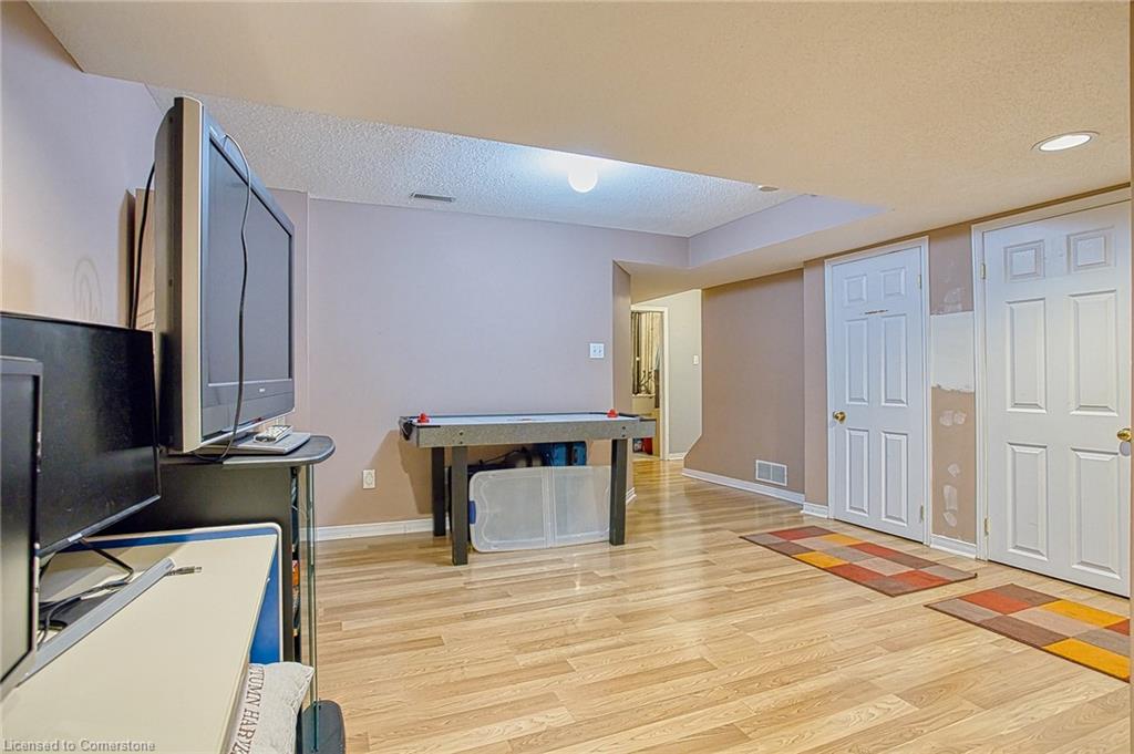 9-100 Vineberg Drive Property Photo 30
