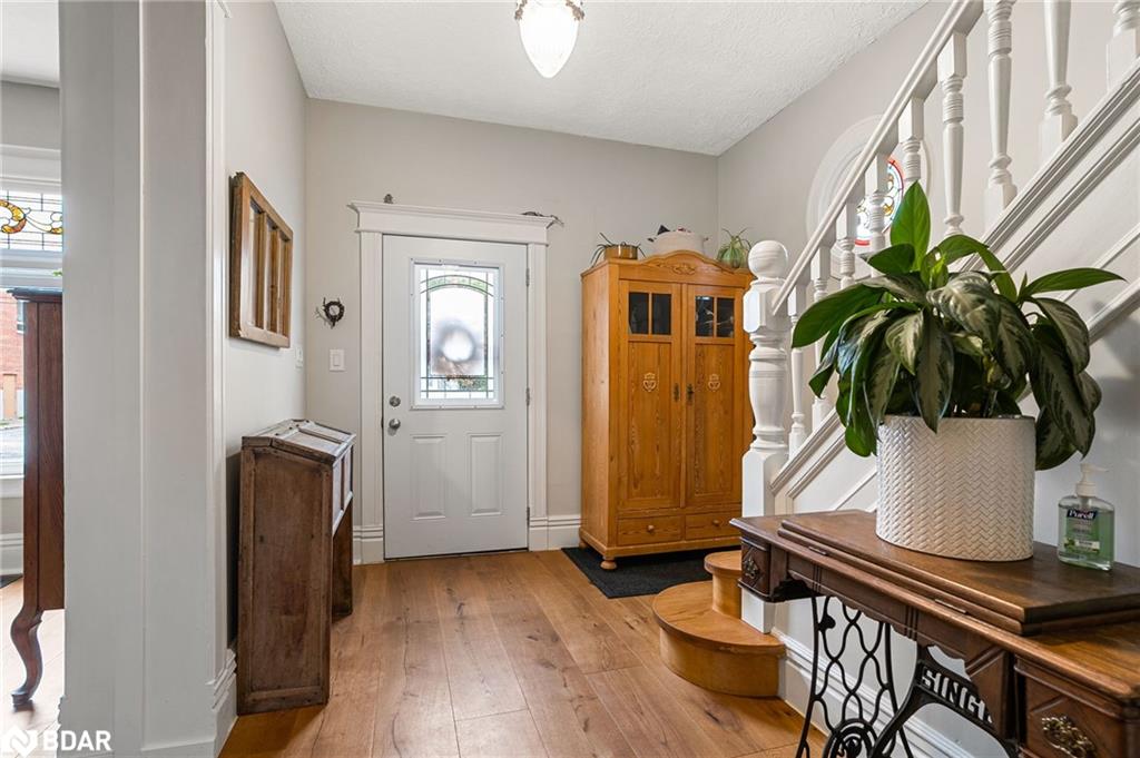 25 William Street Property Photo 7