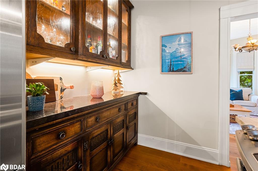 25 William Street Property Photo 20
