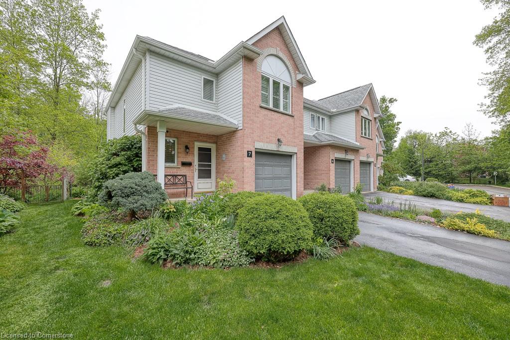 7-20 Forrest Avenue W Property Photo 1