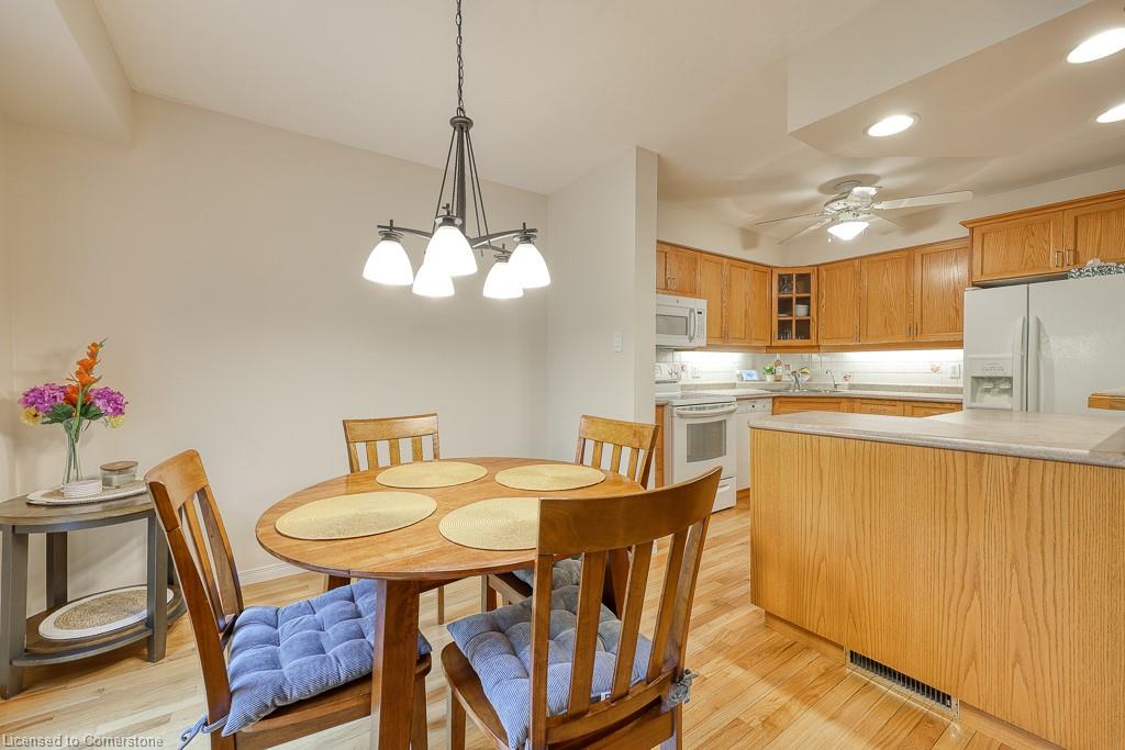 7-20 Forrest Avenue W Property Photo 14
