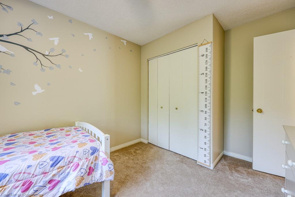 7-20 Forrest Avenue W Property Photo 28