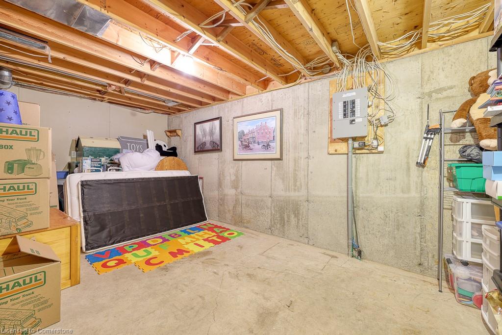 7-20 Forrest Avenue W Property Photo 38