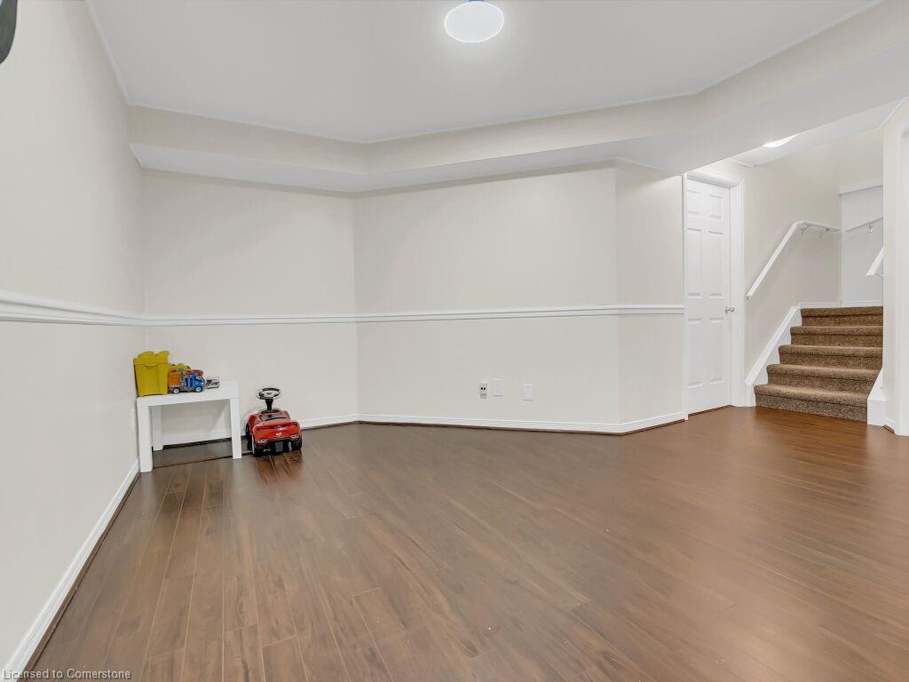 16 Fairgreen Close Property Photo 27