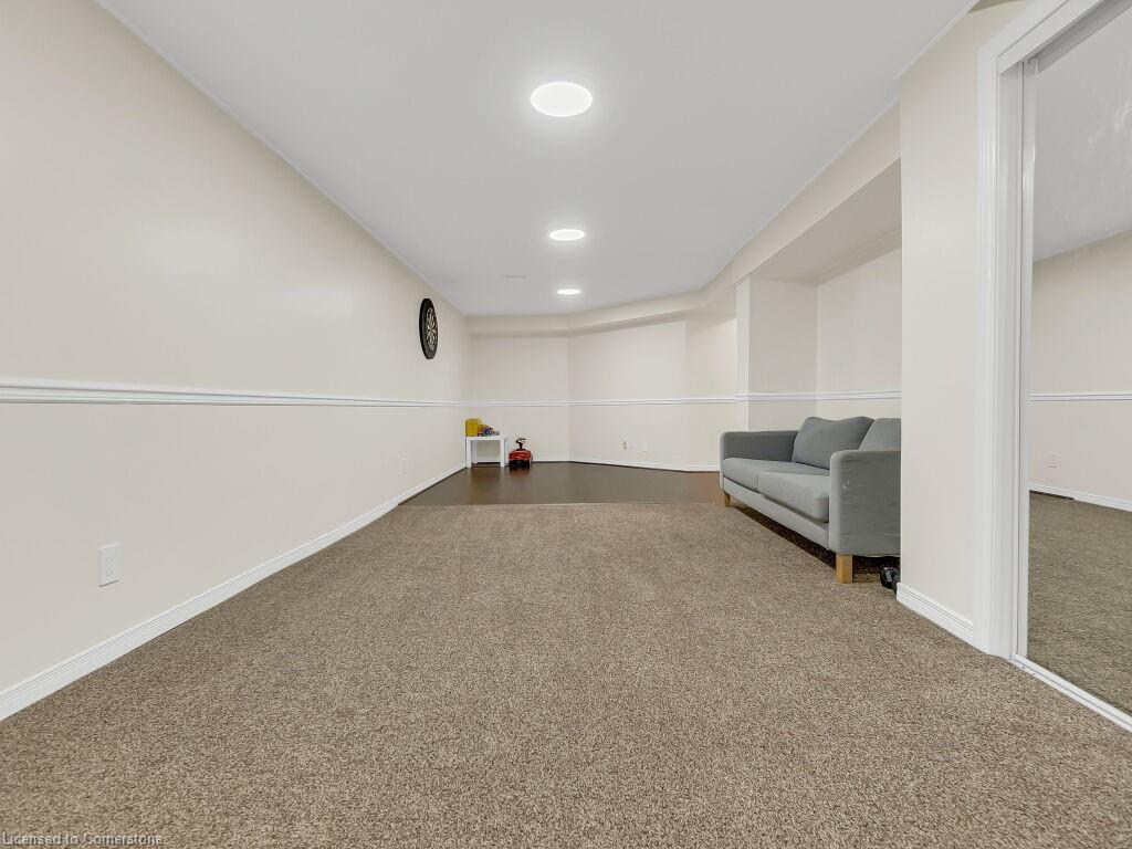 16 Fairgreen Close Property Photo 28