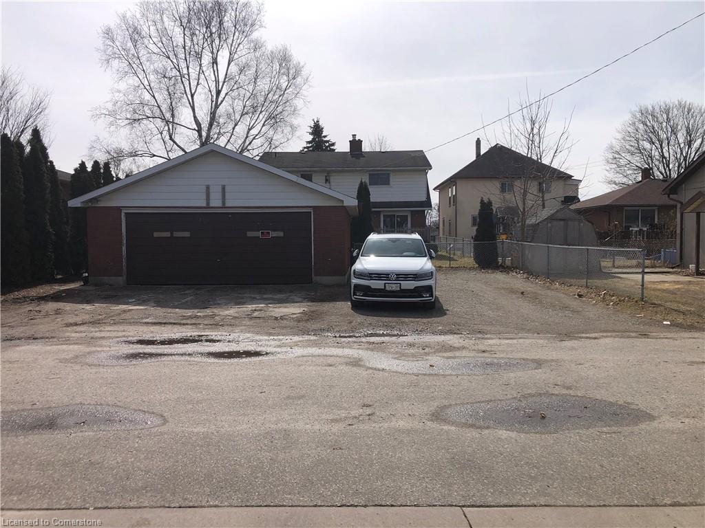 10 Harris Street Property Photo 6