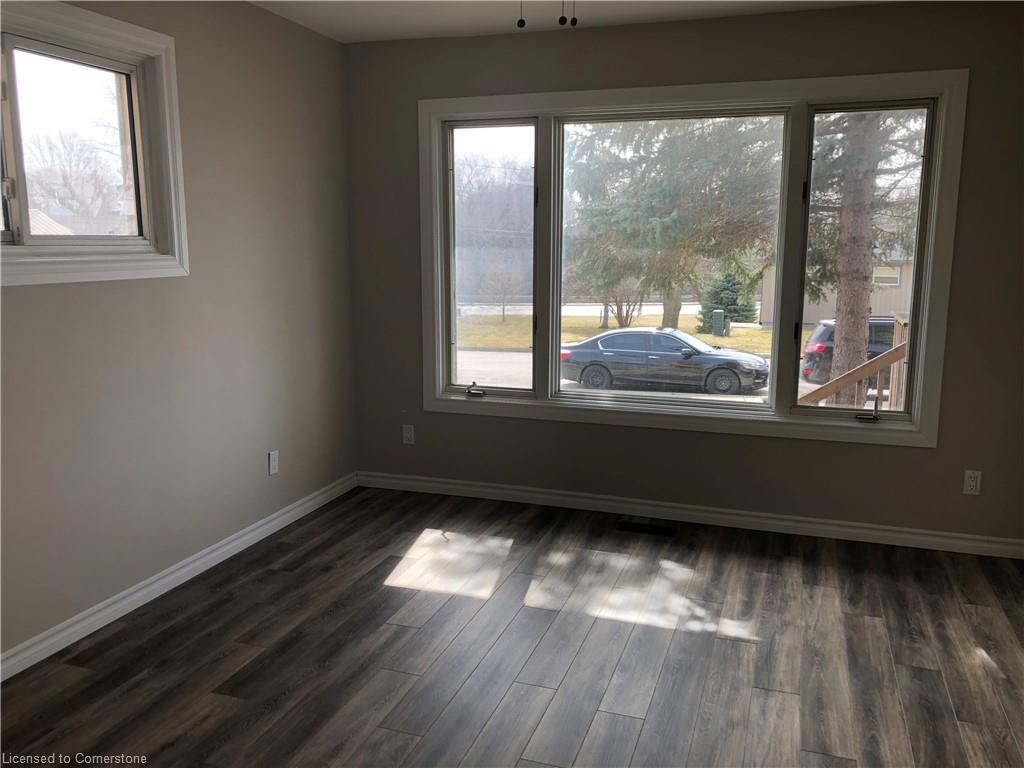 10 Harris Street Property Photo 12