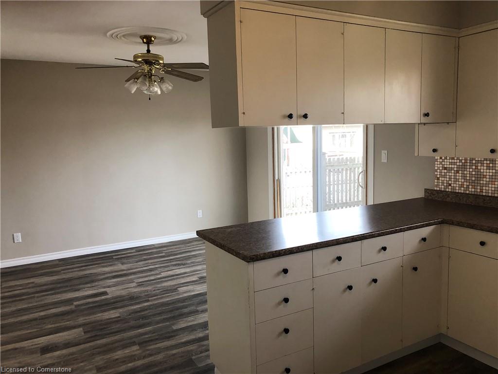 10 Harris Street Property Photo 15