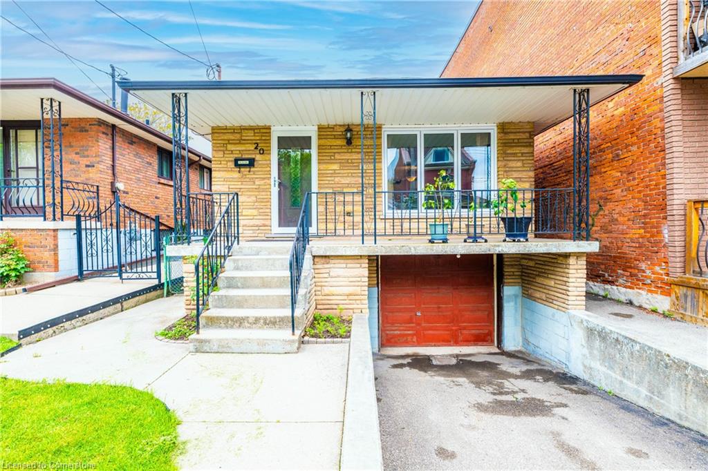 20 Picton Street W Property Photo 1