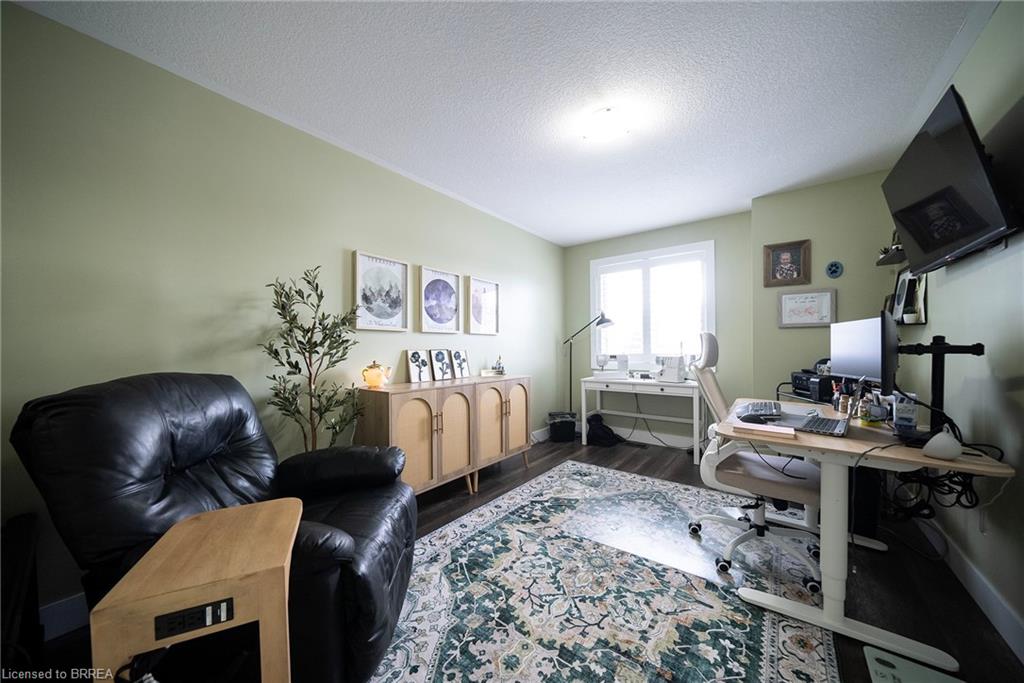 166 King Street Property Photo 19