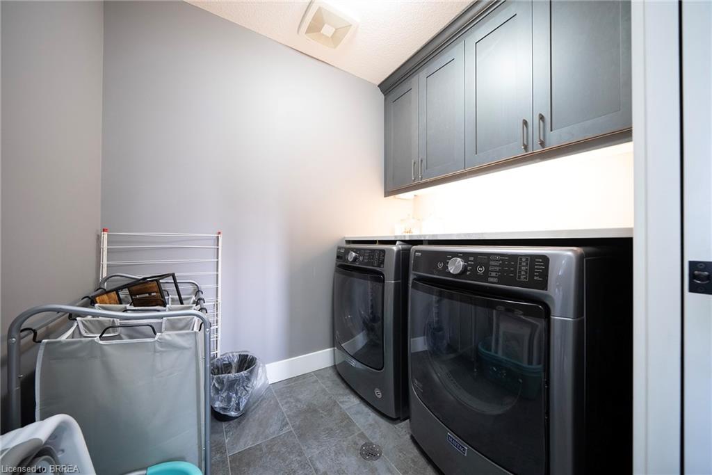166 King Street Property Photo 20
