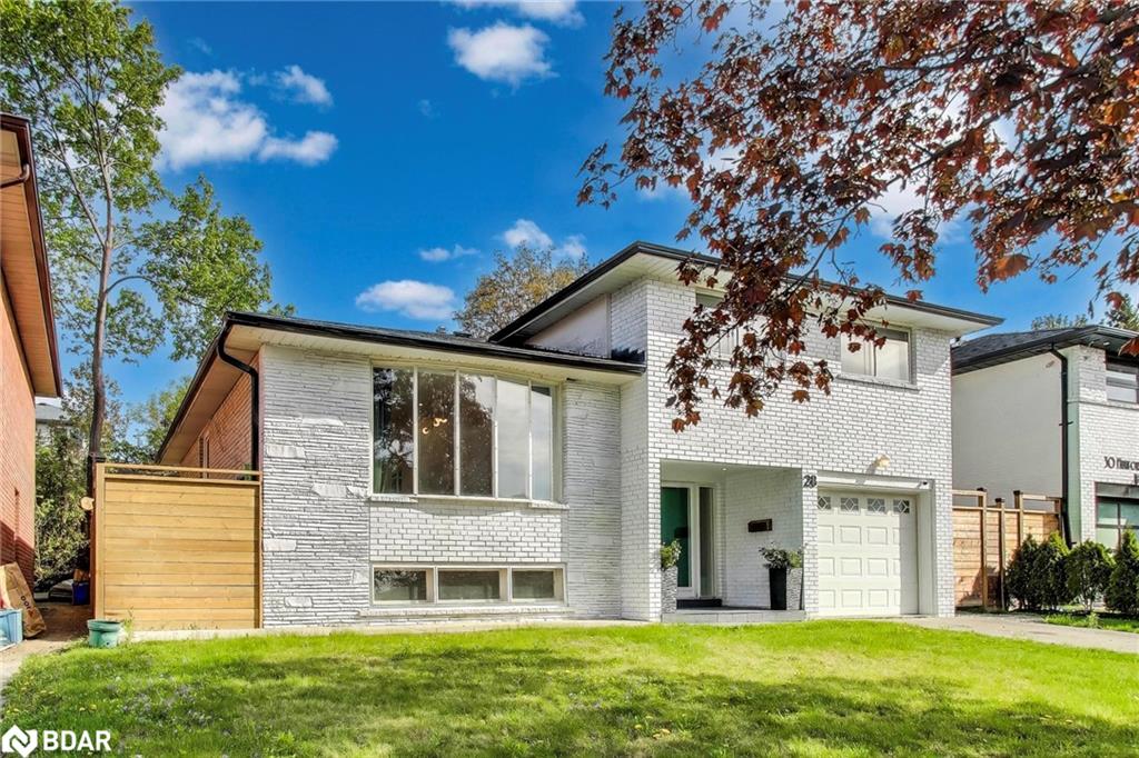 28 Munford Crescent Property Photo 1