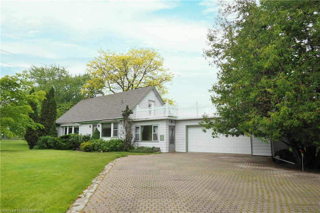 2342 Snyder's Road E Property Photo 1