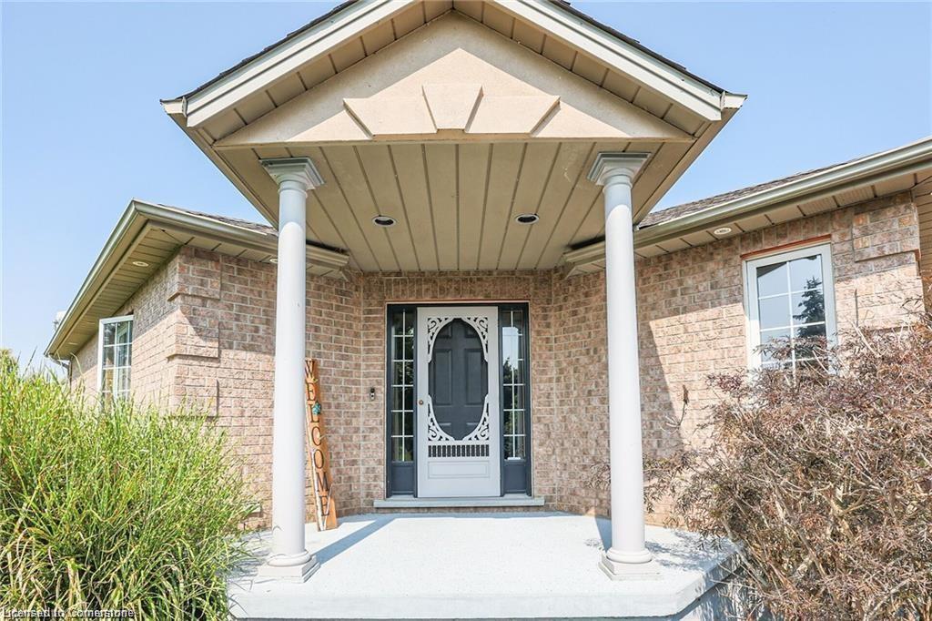 975 Foss Road Property Photo 4