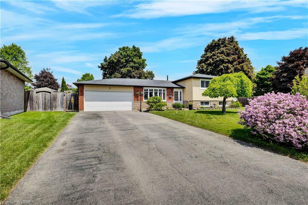 18 Clover Court Property Photo 1