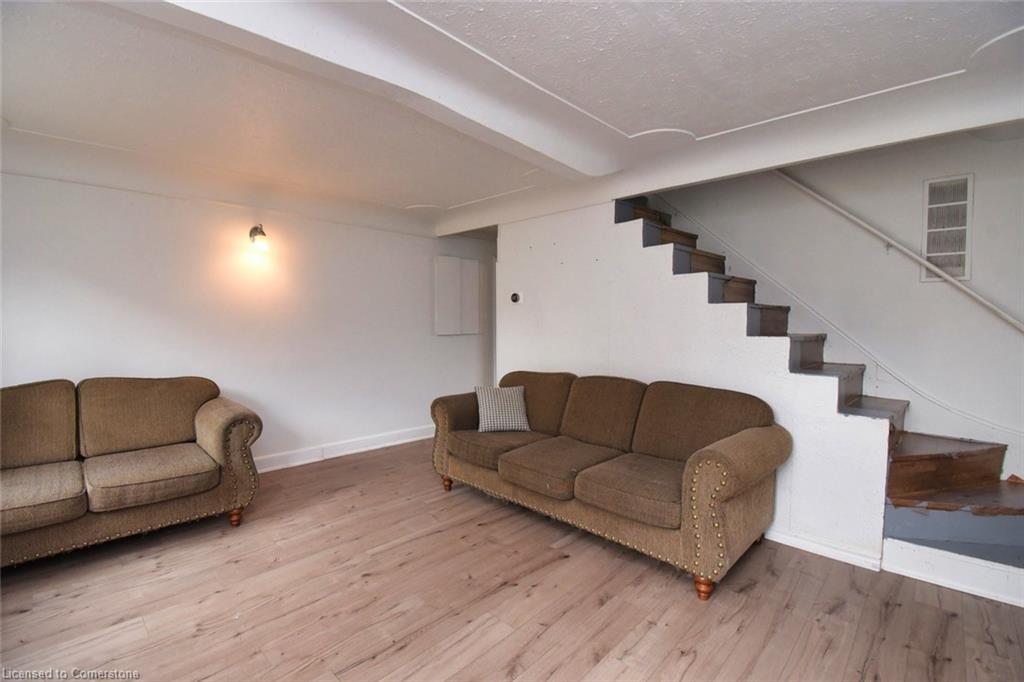 5 Nightingale Street Property Photo 9