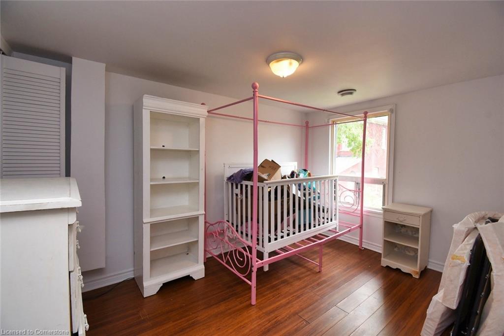 5 Nightingale Street Property Photo 17