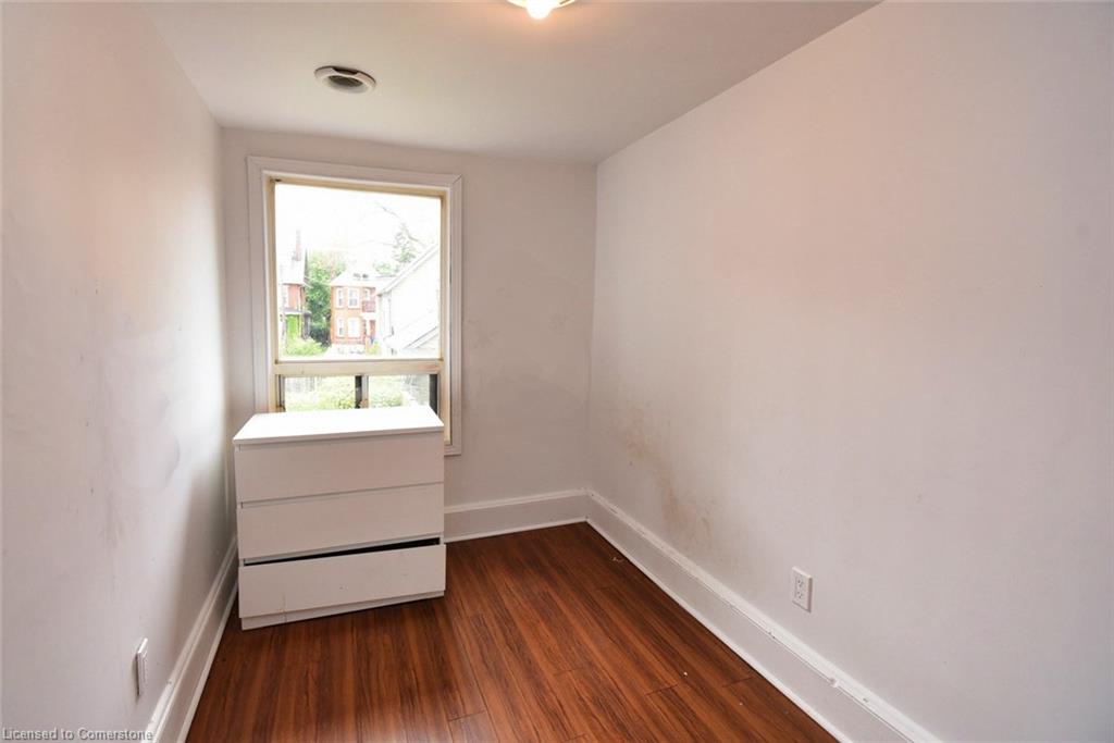 5 Nightingale Street Property Photo 19